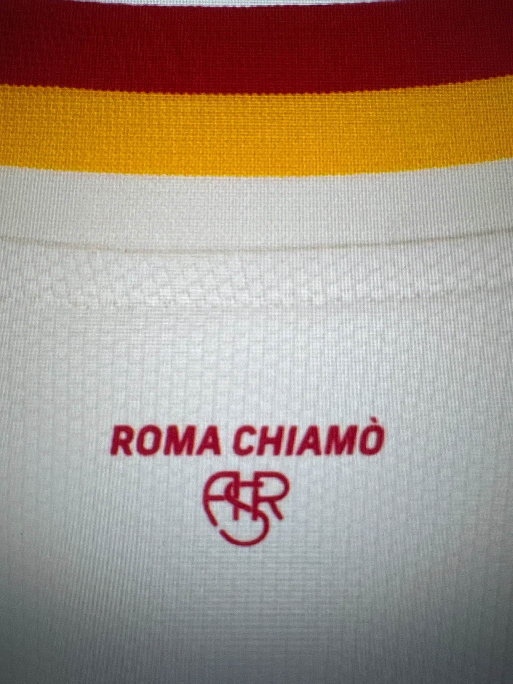 Maglia away